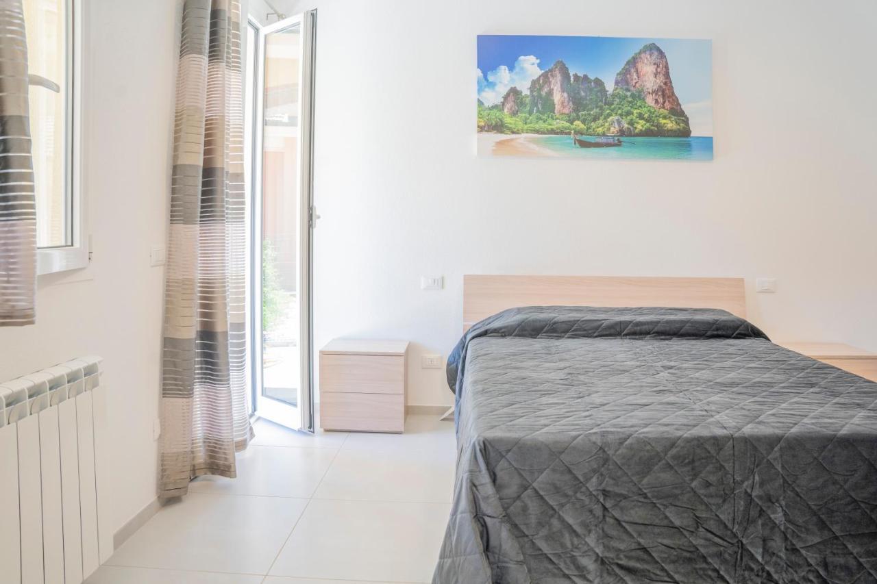 045B - Villetta Moderna 02-24E Con Vasca Idromassaggio In Giardino, Solo 15 Minuti Da Mare E Spiaggia - Posto Auto Gratuito San Lazzaro  Exterior foto